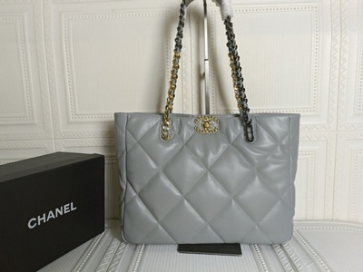 Chanel Handbags 902